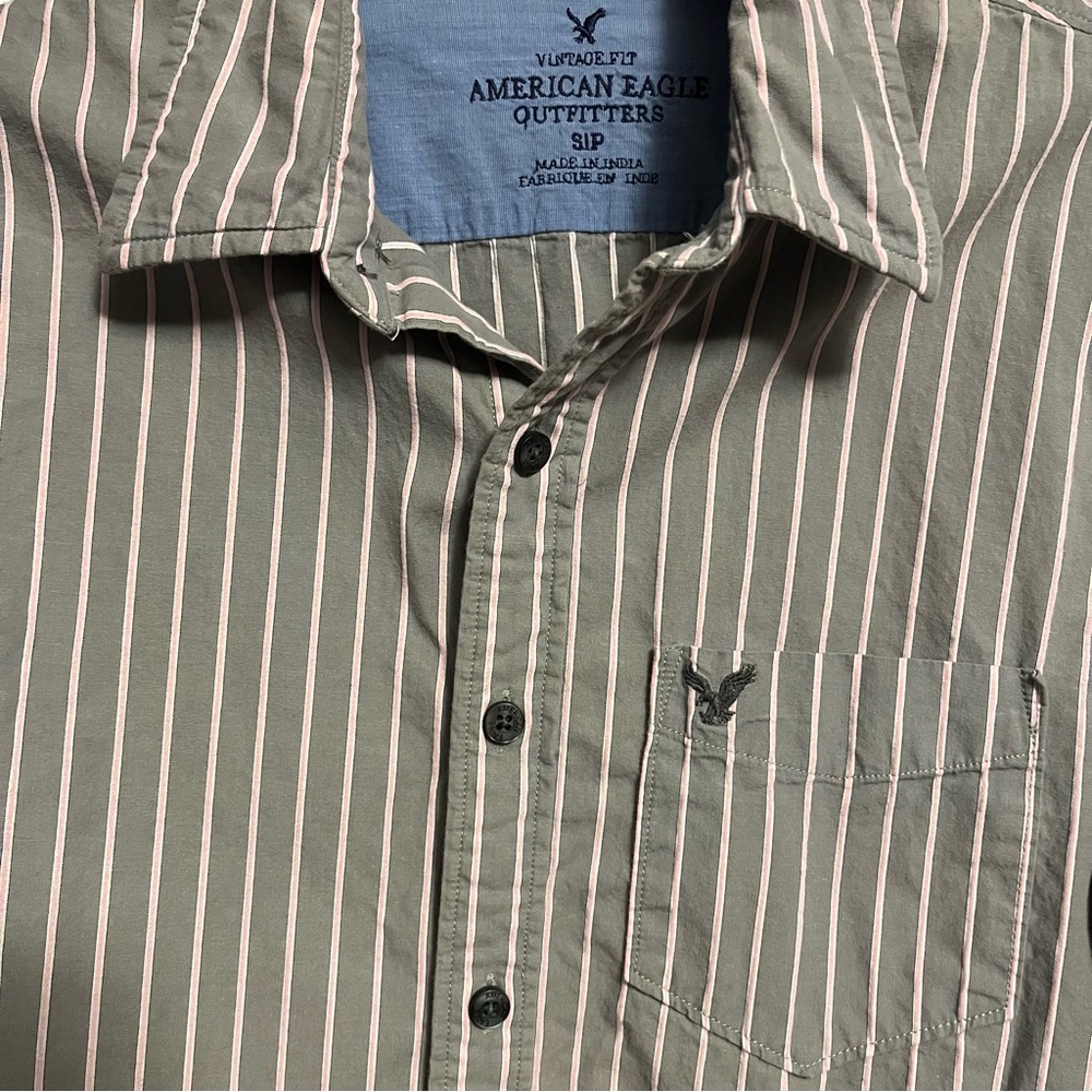 2/$30 American Eagle Striped Button Down Shirt SM AEO Dress Shirt w/ logo pocket